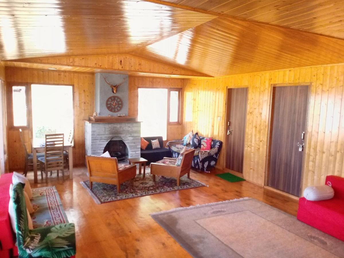 Bed and Breakfast Log Cabin In The Woods Ґанґток Екстер'єр фото