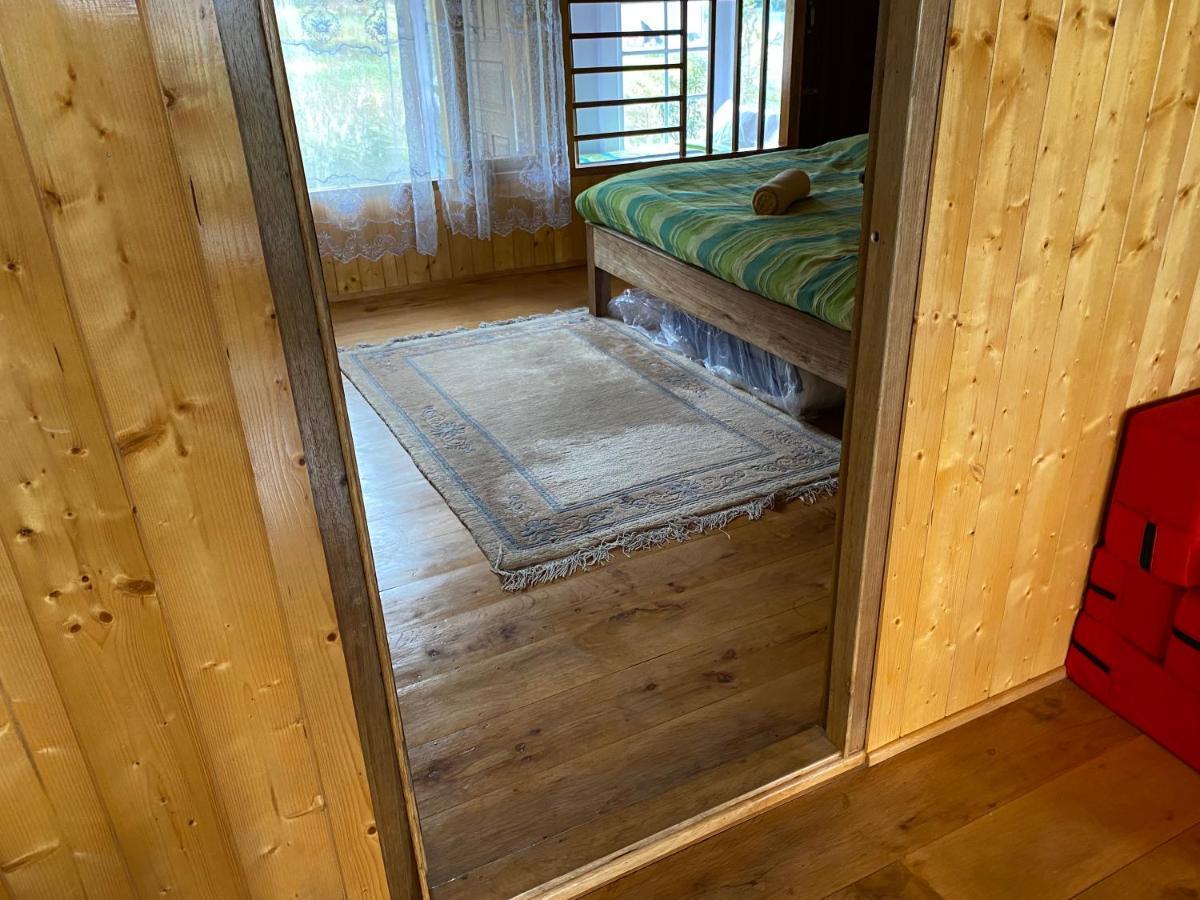 Bed and Breakfast Log Cabin In The Woods Ґанґток Екстер'єр фото