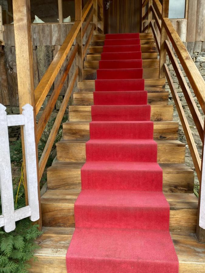 Bed and Breakfast Log Cabin In The Woods Ґанґток Екстер'єр фото