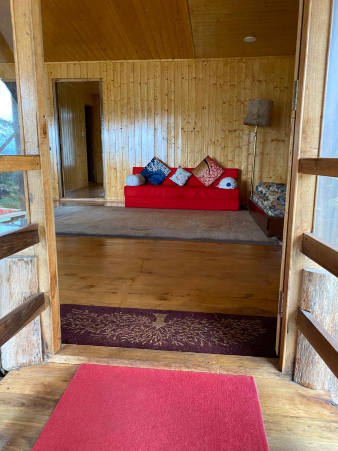 Bed and Breakfast Log Cabin In The Woods Ґанґток Екстер'єр фото