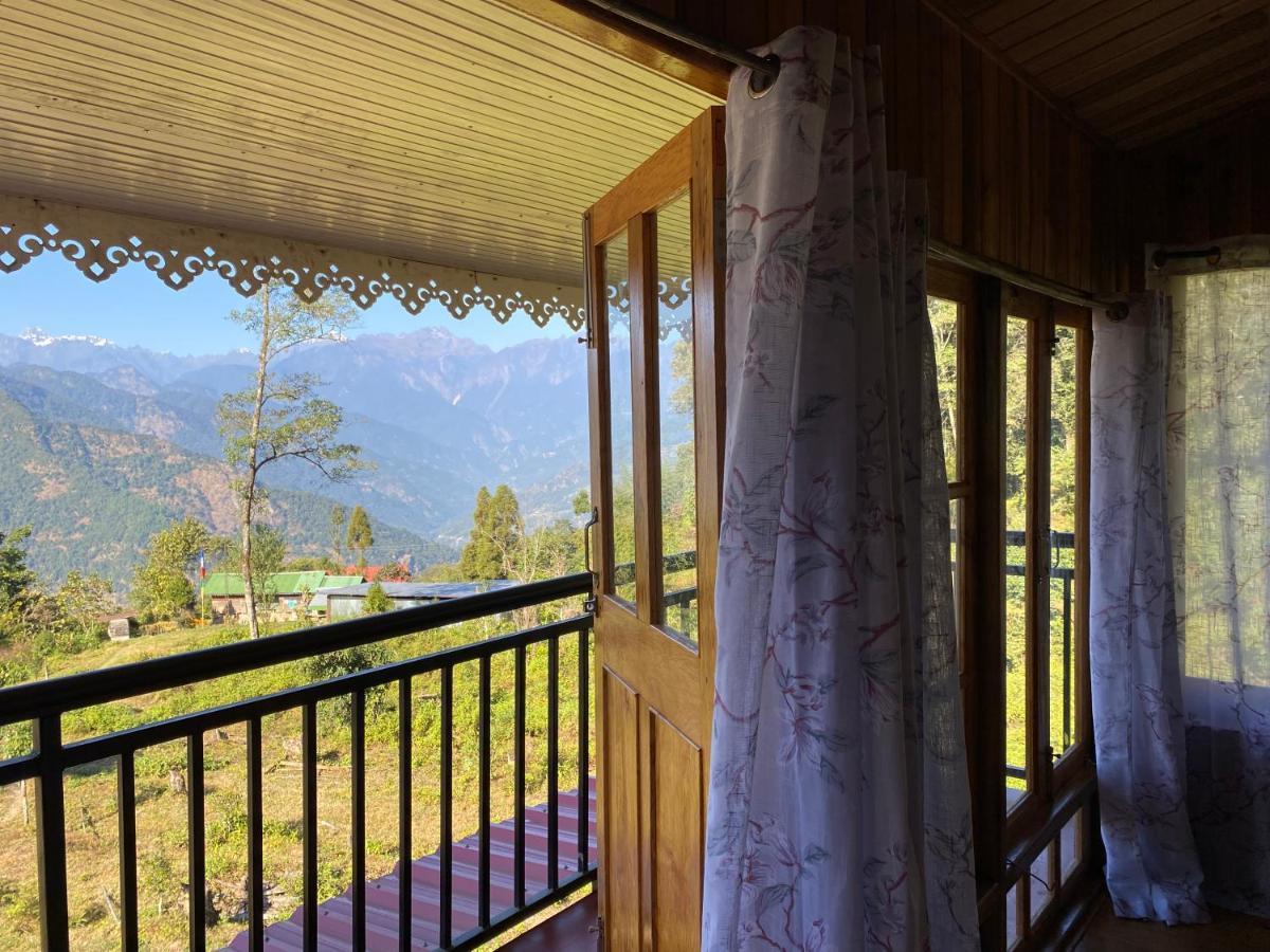 Bed and Breakfast Log Cabin In The Woods Ґанґток Екстер'єр фото