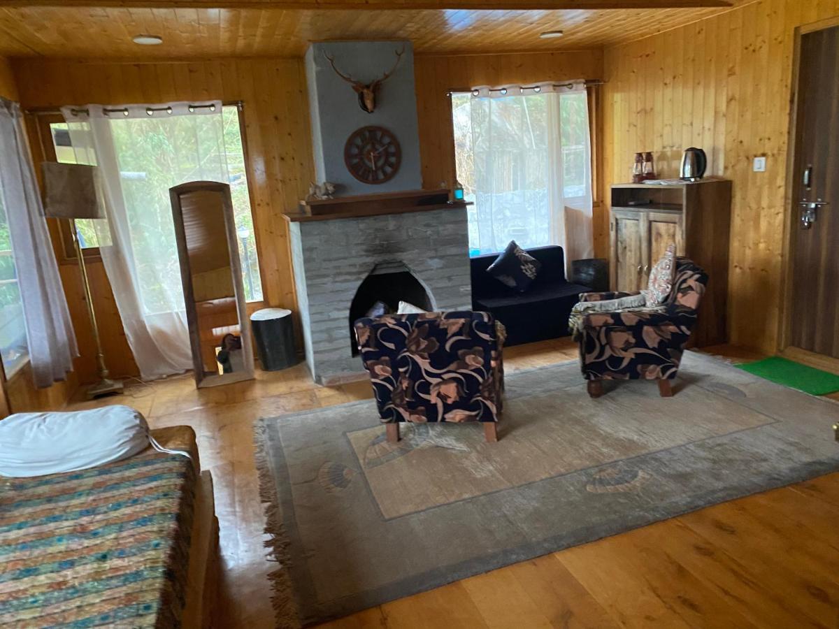 Bed and Breakfast Log Cabin In The Woods Ґанґток Екстер'єр фото
